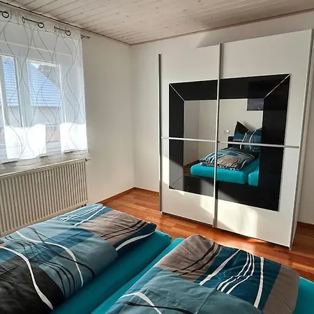 Geraeumige Naehe Bodensee & Allgaeu Mit 3 Schlafzimmern * Baindt