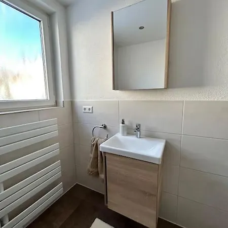 Geraeumige Naehe Bodensee & Allgaeu Mit 3 Schlafzimmern * Baindt