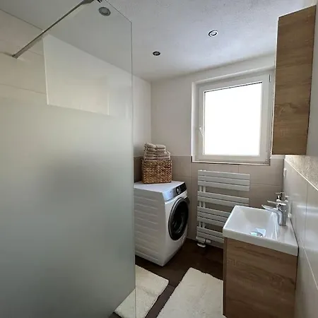 Geraeumige Naehe Bodensee & Allgaeu Mit 3 Schlafzimmern *